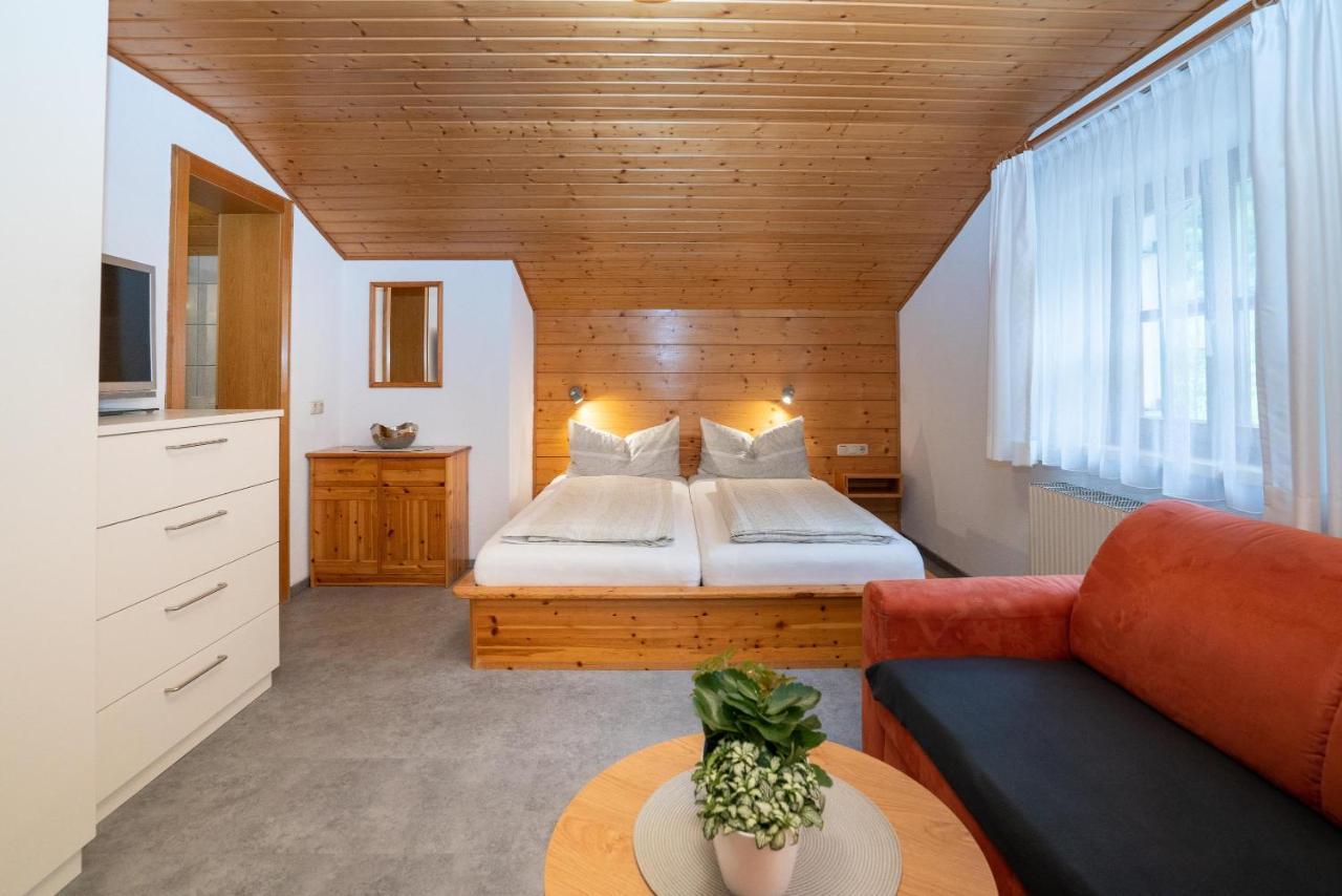 Gästehaus Fitsch - Ferienwohnung in Silbertal Exterior foto