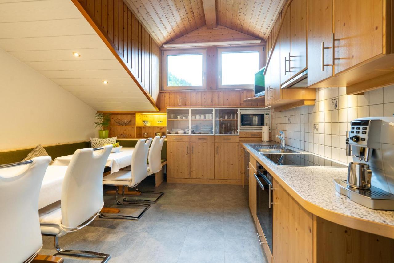 Gästehaus Fitsch - Ferienwohnung in Silbertal Exterior foto