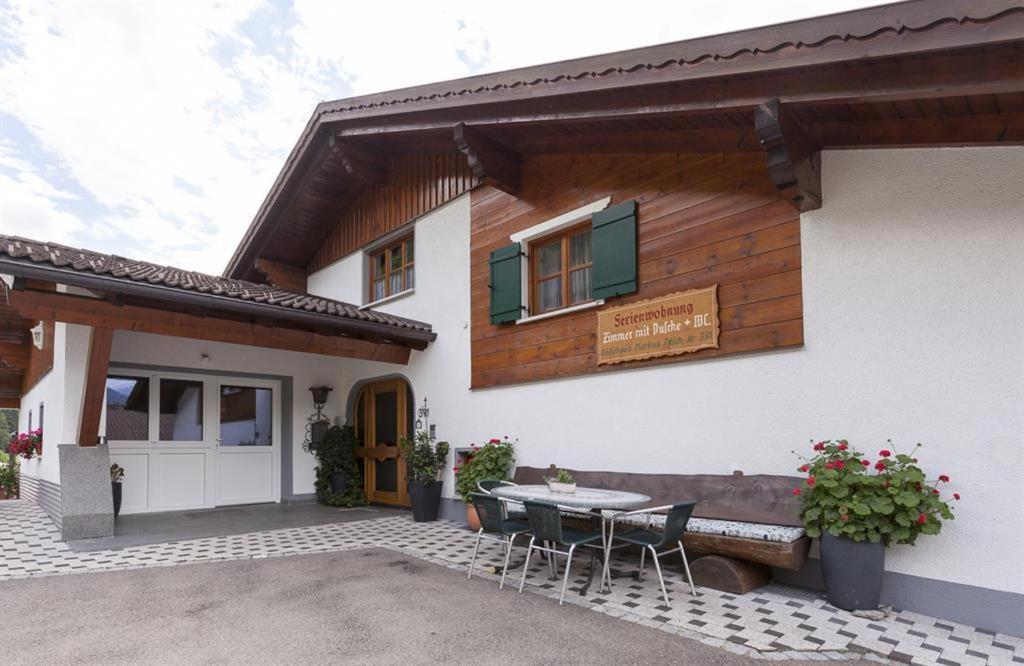 Gästehaus Fitsch - Ferienwohnung in Silbertal Exterior foto